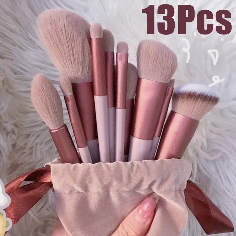 Lot 13 pièce maquillage